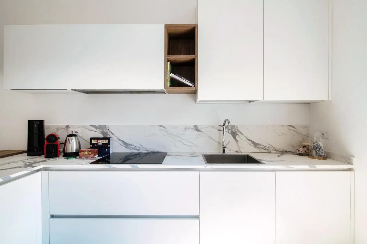 Apartament Piazza Roma - The House Of Travelers Como